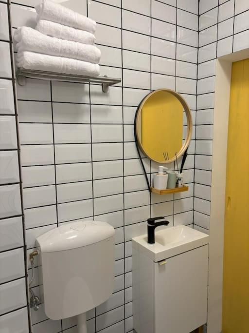 בוקרשט Tiny Studio Quinet מראה חיצוני תמונה
